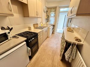 Kitchen - click for photo gallery